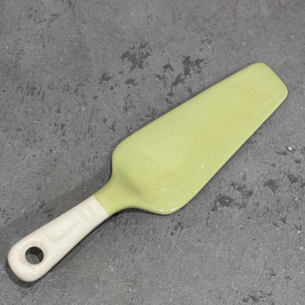 Vintage Green and Cream Ceramic Cake Knife / Pie Server MCM